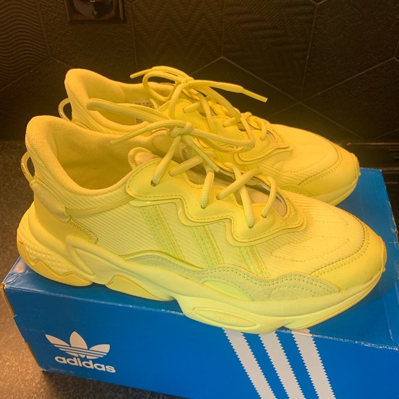 Adidas Ozweego green - Picture 2 of 7
